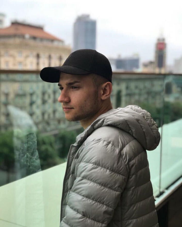 ���� 37768211 ������� �����, 32 ����, ���� ���������� � �����������