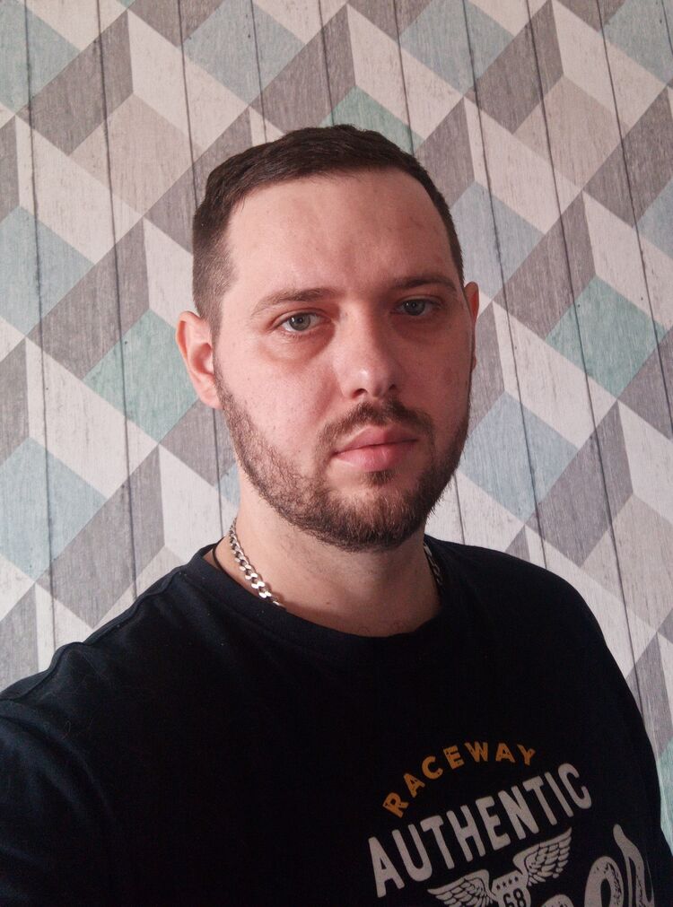  50549251  , 31 ,    