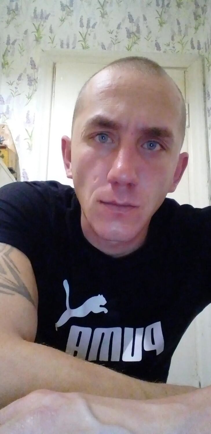  30147811  Ruslan, 35 ,    