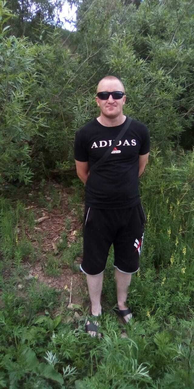  -,   Alexander, 34 ,  