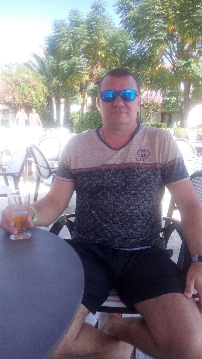 ���� 18168371 ������� Shark, 51 ���, ���� ���������� � ����������