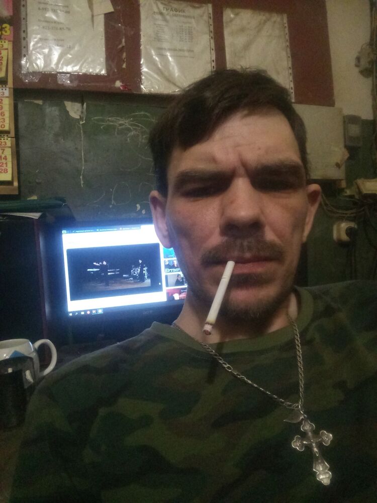  42748301  , 37 ,    