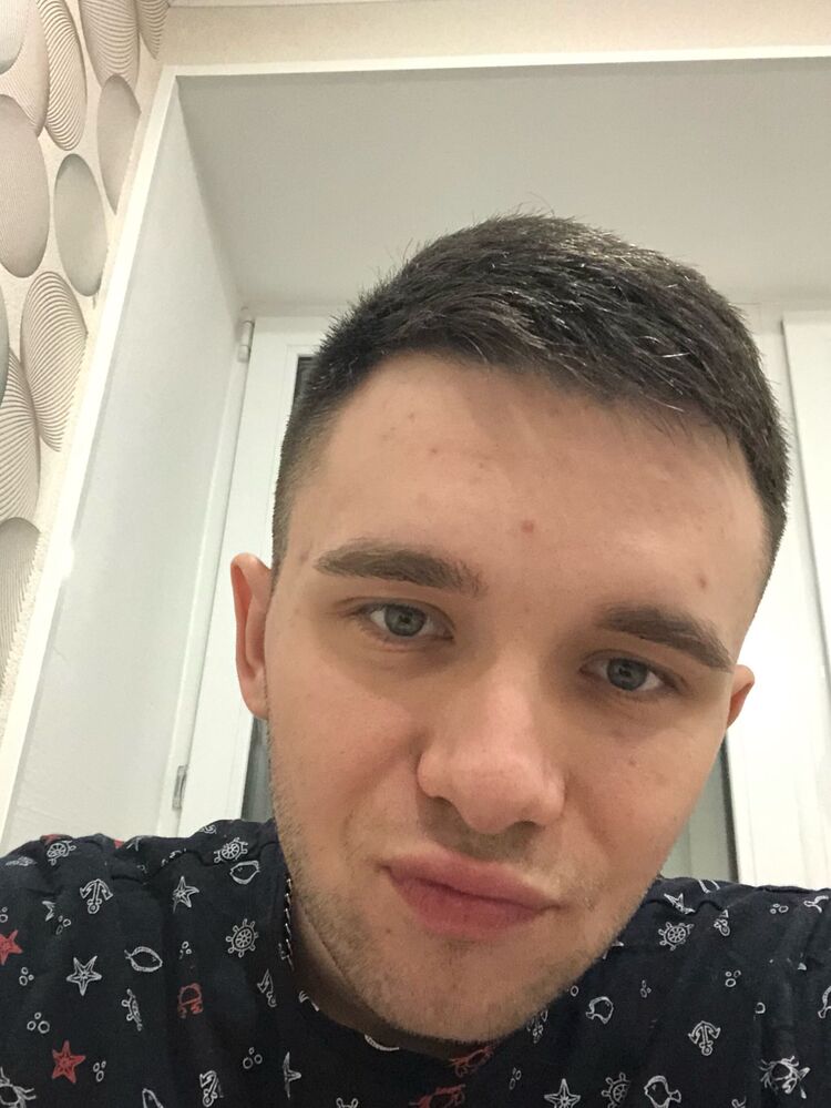  44273451  , 27 ,    -