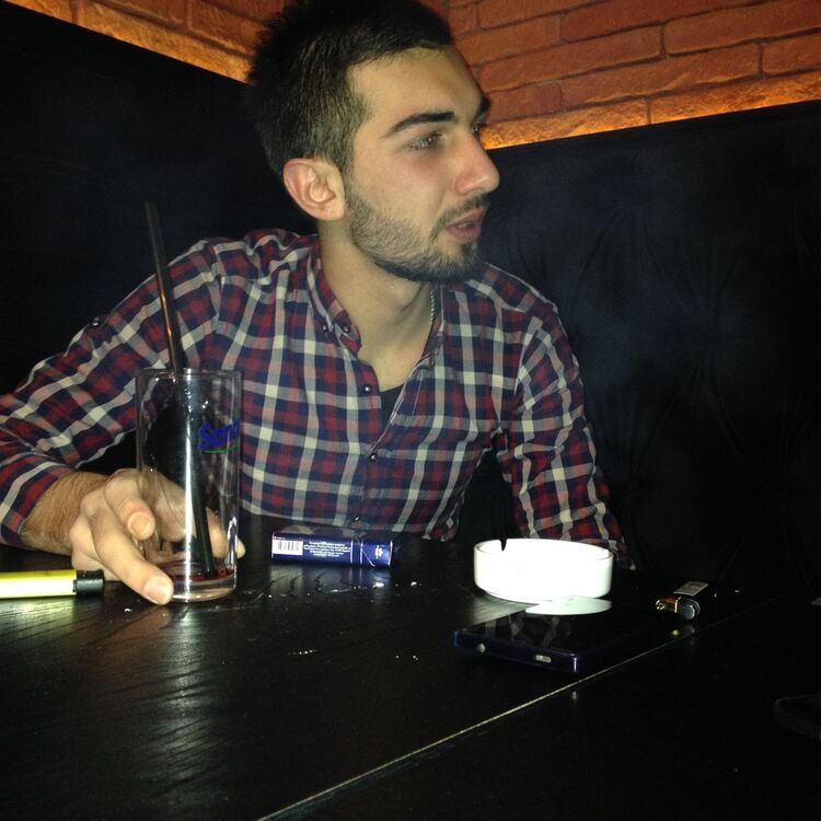  10177111  Lasha, 32 ,    