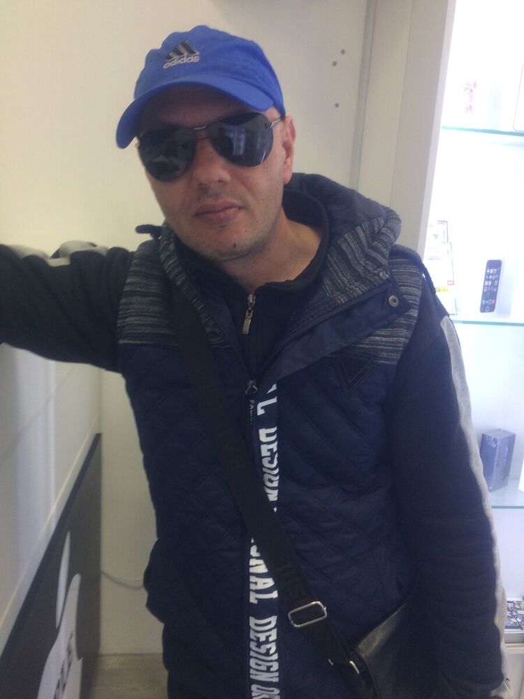  --,   , 48 ,     , c 