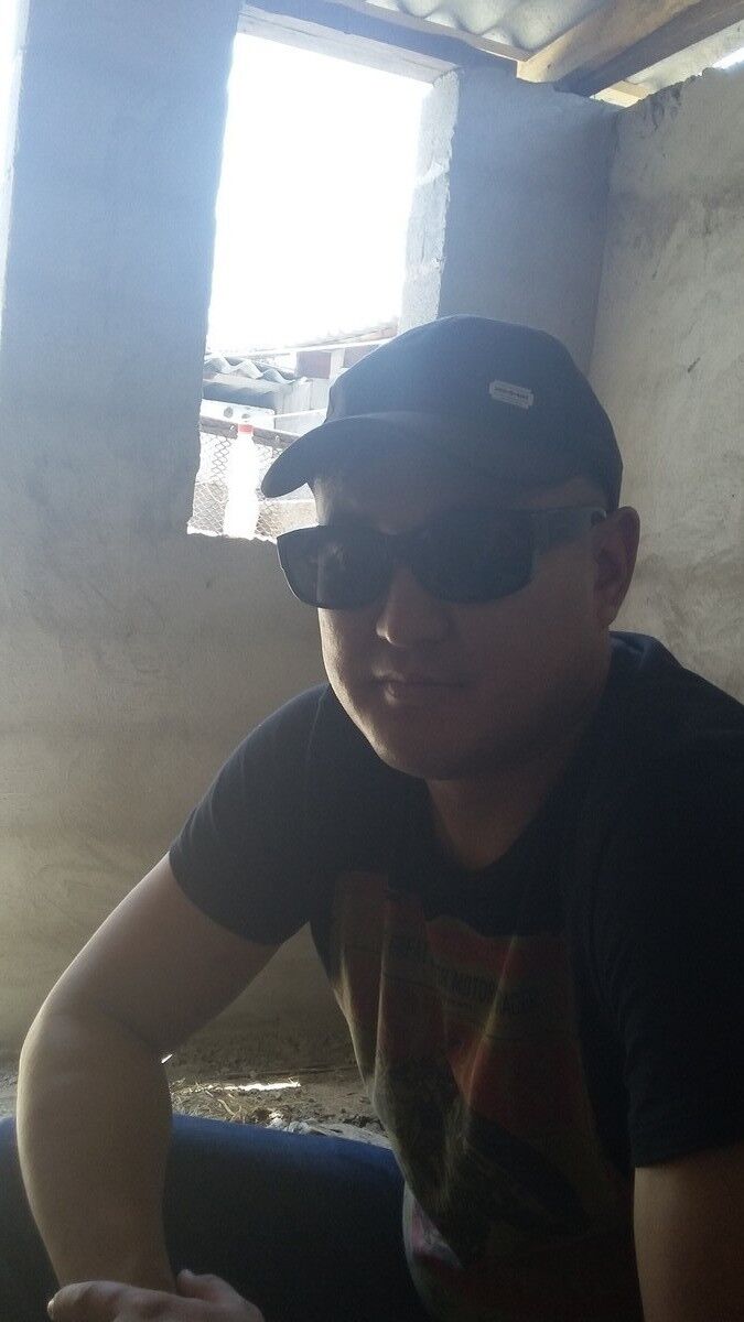  6251331  Azamat, 41 ,    