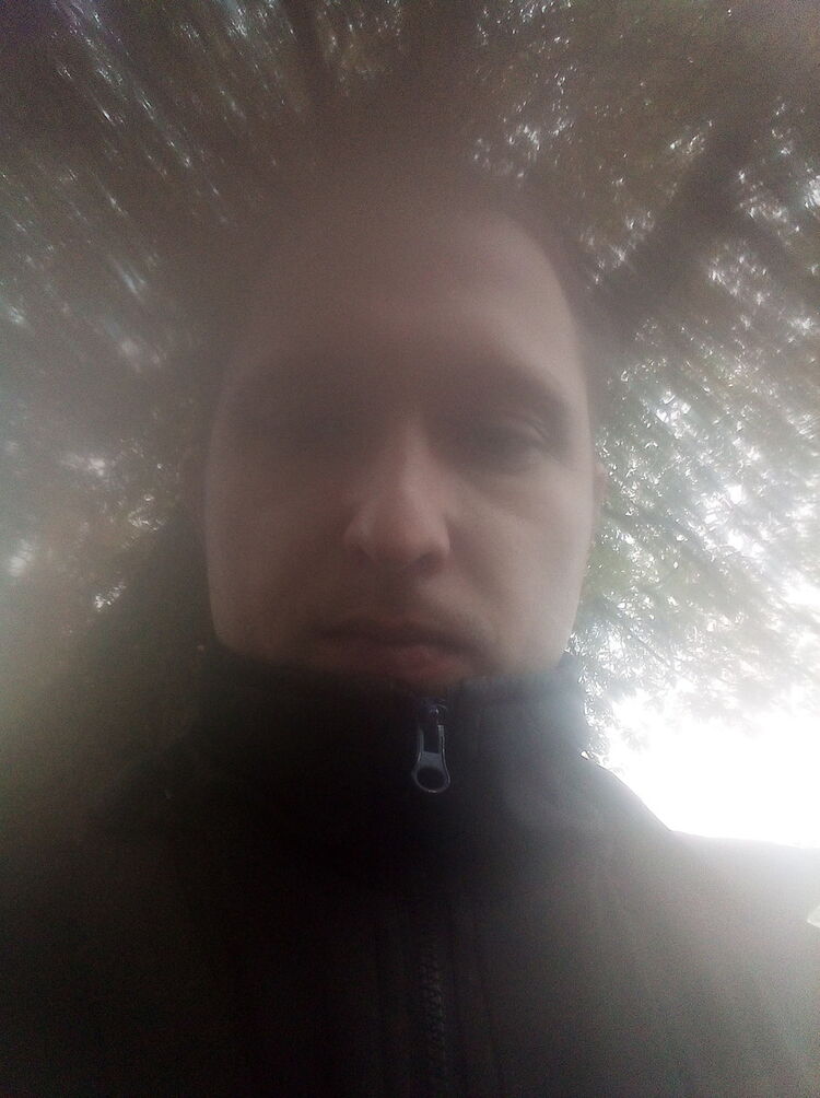  18030371  , 37 ,    