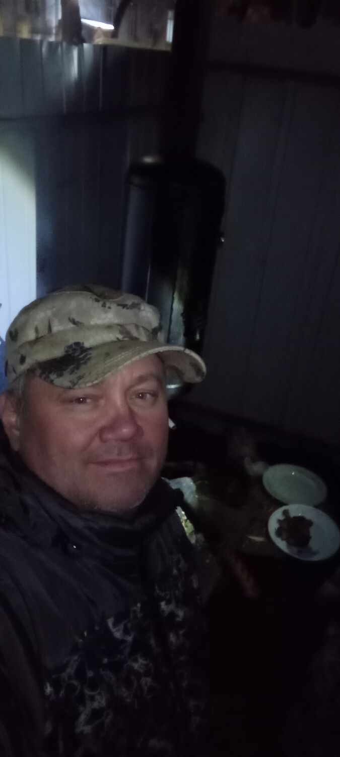  42142791  Dmitry, 51 ,    