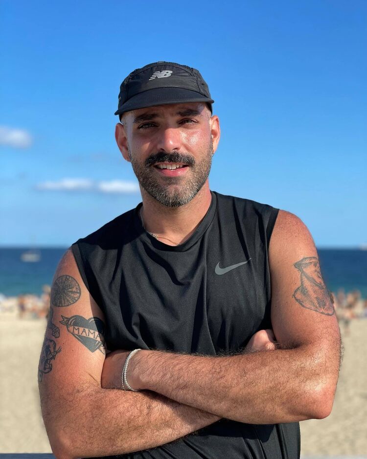  ,   Igor, 35 ,   