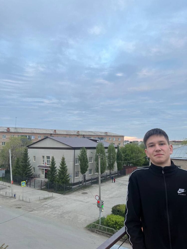  ,   Kirill, 18 ,   ,   