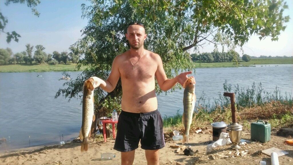  15793791  Vadim, 37 ,    