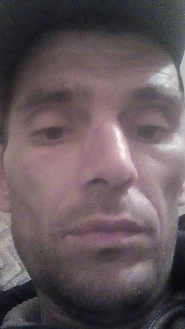  23232651  Romiz, 48 ,    
