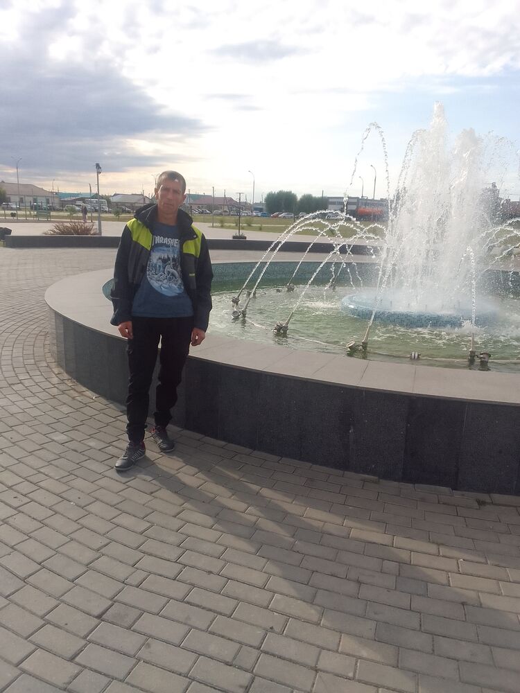  ,   Ivan, 39 ,   ,   