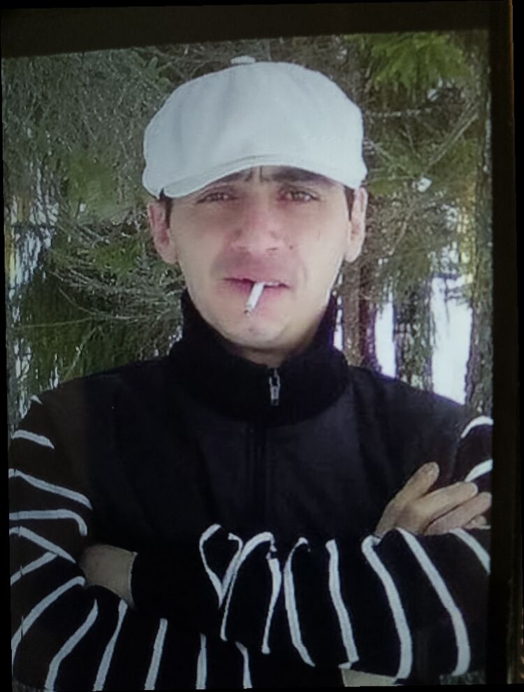  41908011  Sarkis, 45 ,    