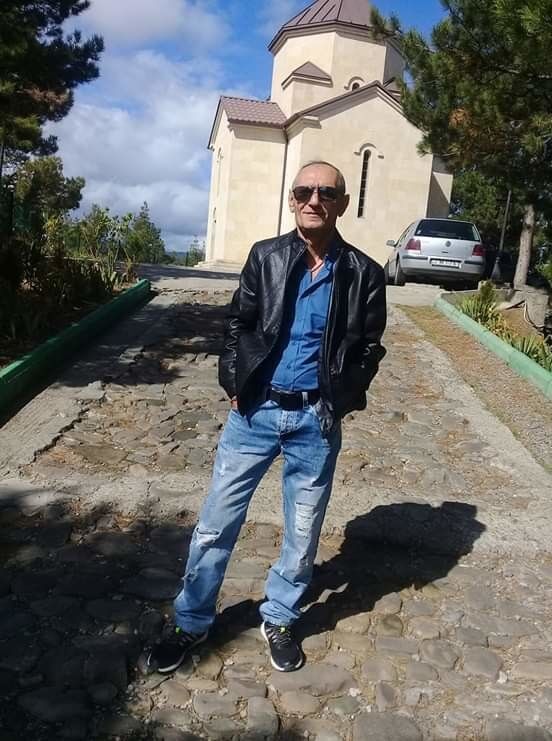  18999981  Gioegi, 48 ,    