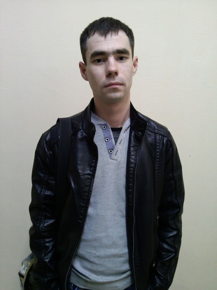  11409501  KardaN, 35 ,    