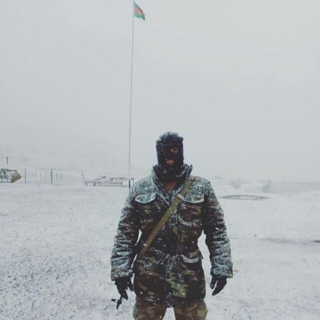  46024911  Niko, 30 ,    Podgorica