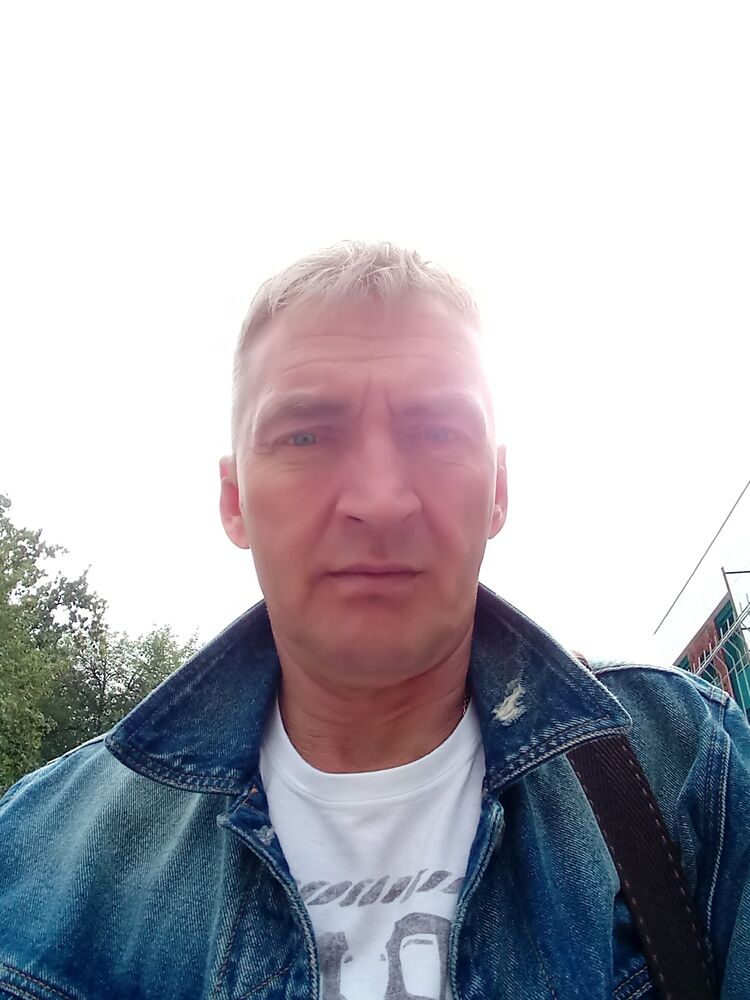  35845131  , 61 ,    