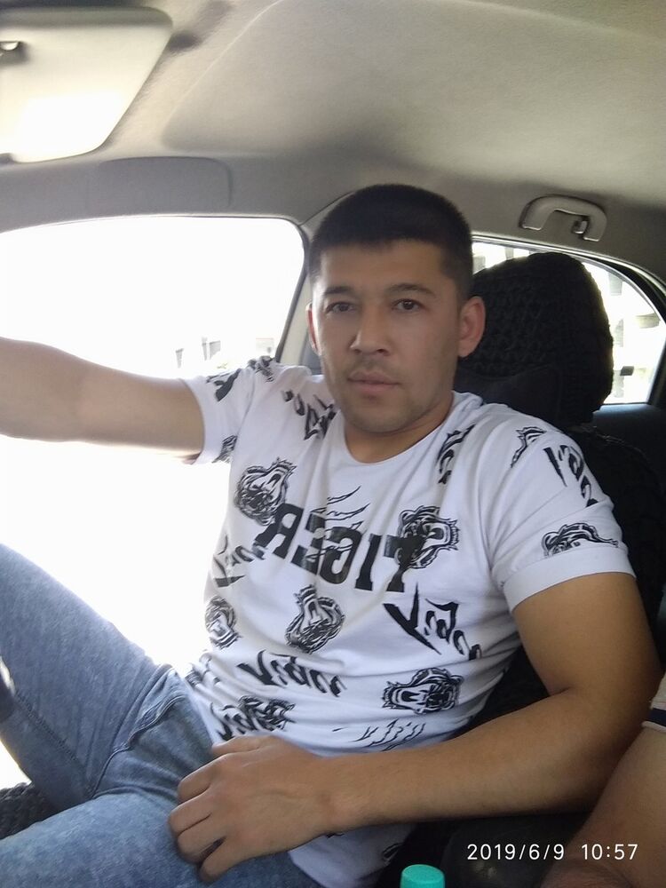 16374371  Jasur, 33 ,    