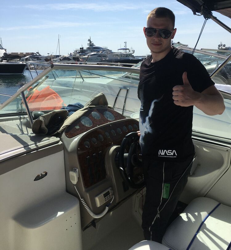  54107691  , 28 ,    -