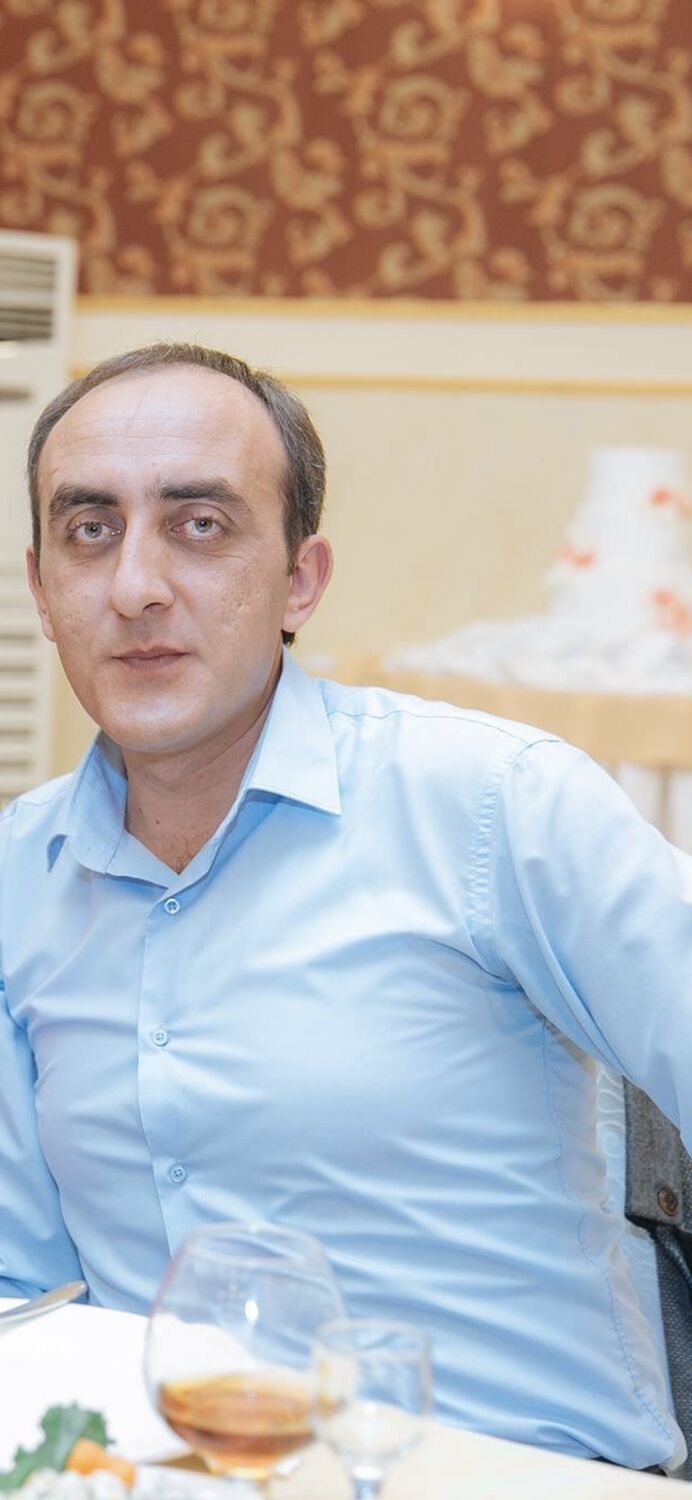 ���� 34574531 ������� Vahan, 42 ����, ���� ���������� � �������