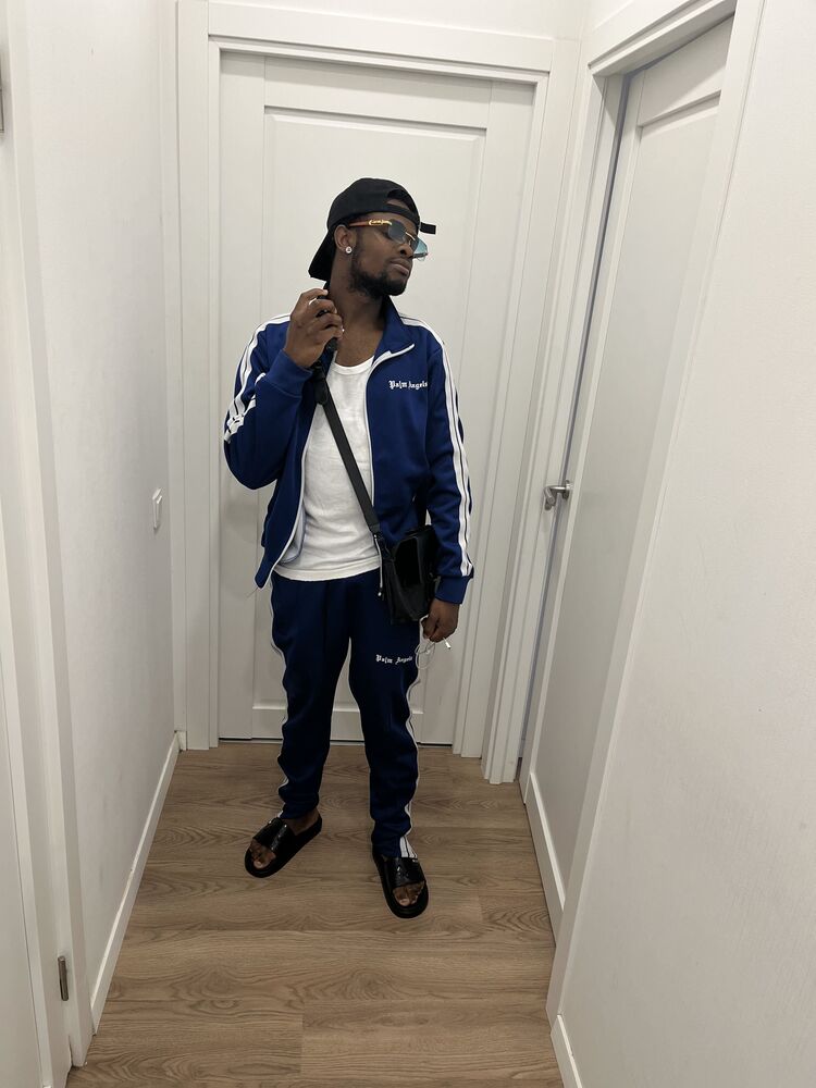  52434861  Williams, 29 ,    