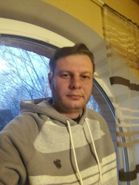 24740171  Dmitriy, 50 ,    