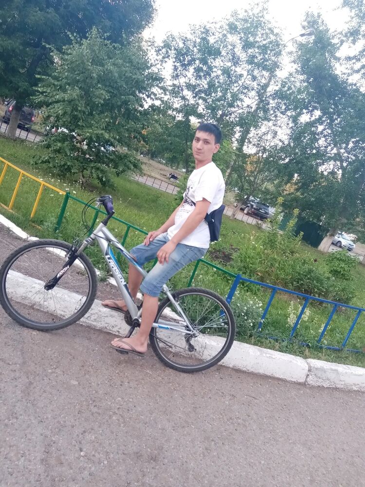  ,   Dima, 32 ,   ,   , c , 