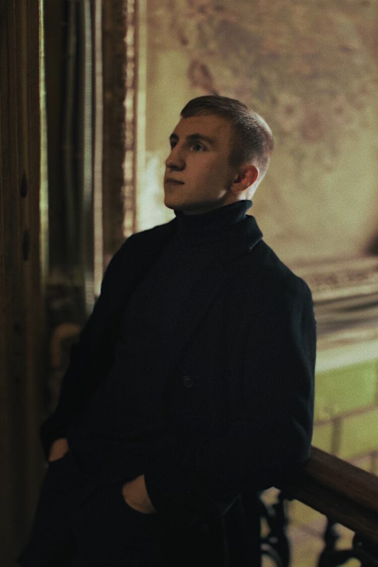 ���� 42040731 ����� ������, 24 ����, ���� ���������� � �������-��-����