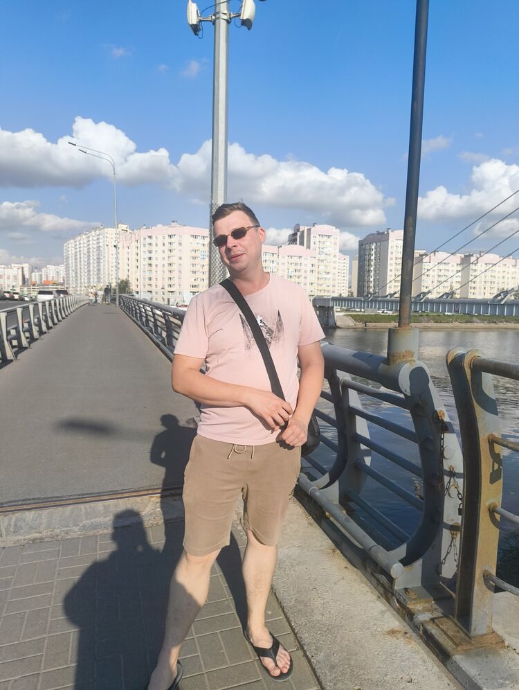  53549311  , 32 ,    -