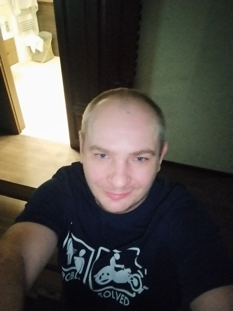  40523931  , 40 ,     