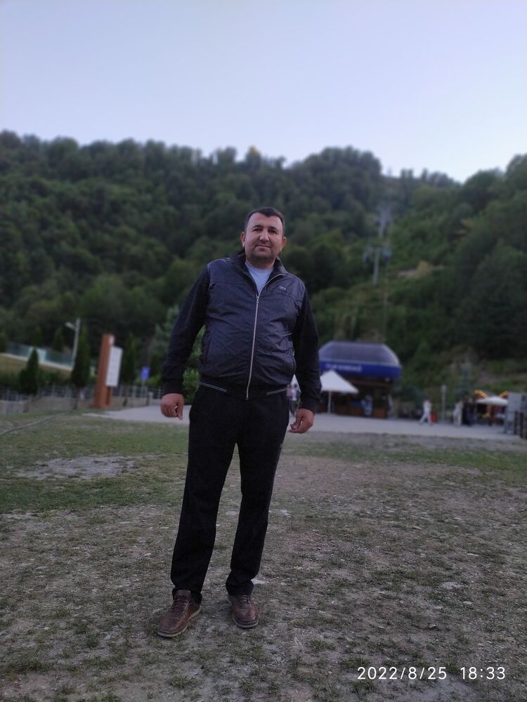  ,   Elvin, 44 ,   ,   