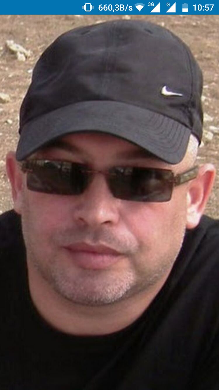  35289071  Alex, 51 ,    