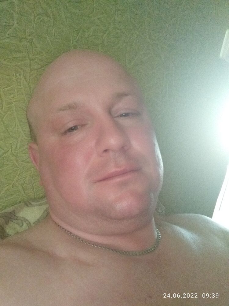  ,   Konstantins, 44 ,   ,   , c 