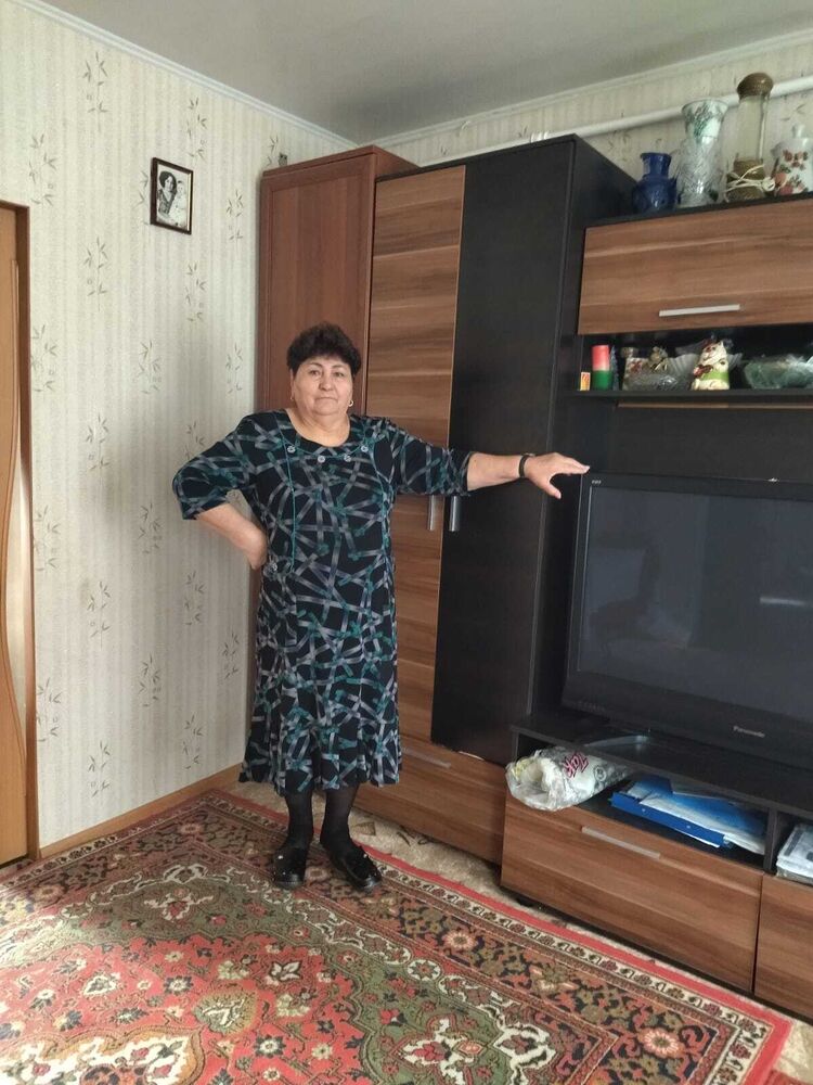  ,   , 69 ,   c 