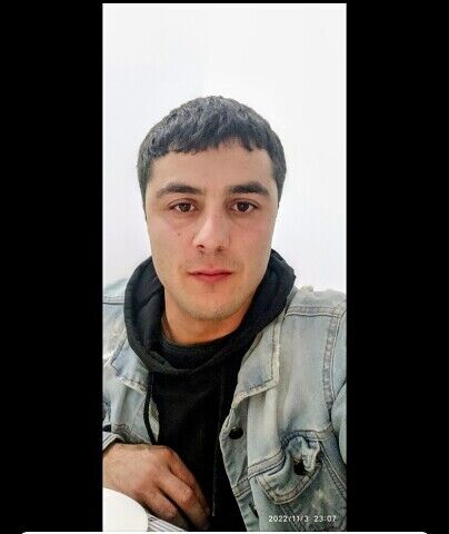  31520861  Elnur, 31 ,    