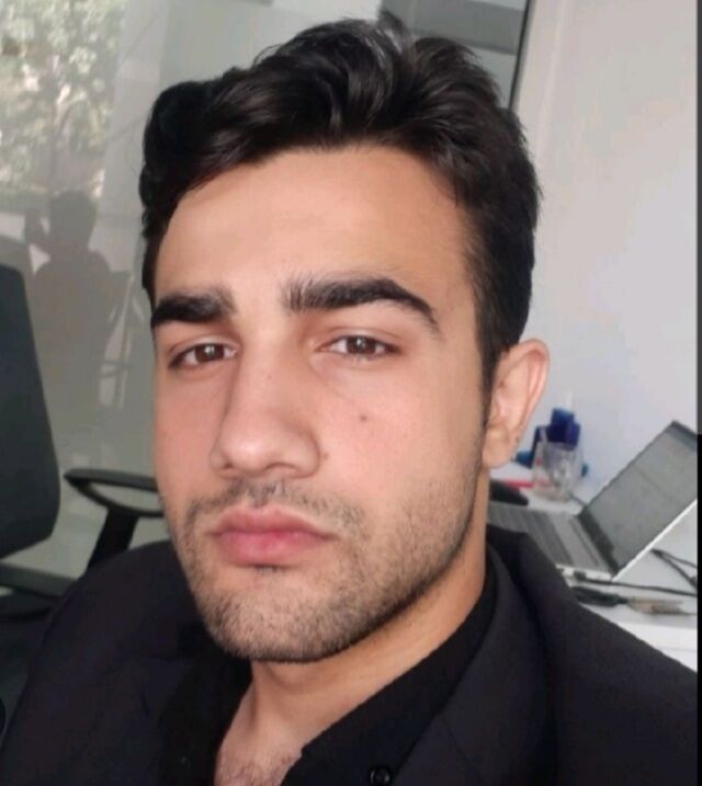  ,   Artur, 40 ,   