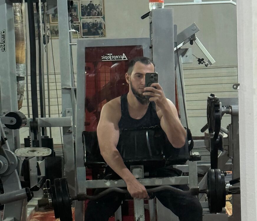  44055271  , 27 ,    