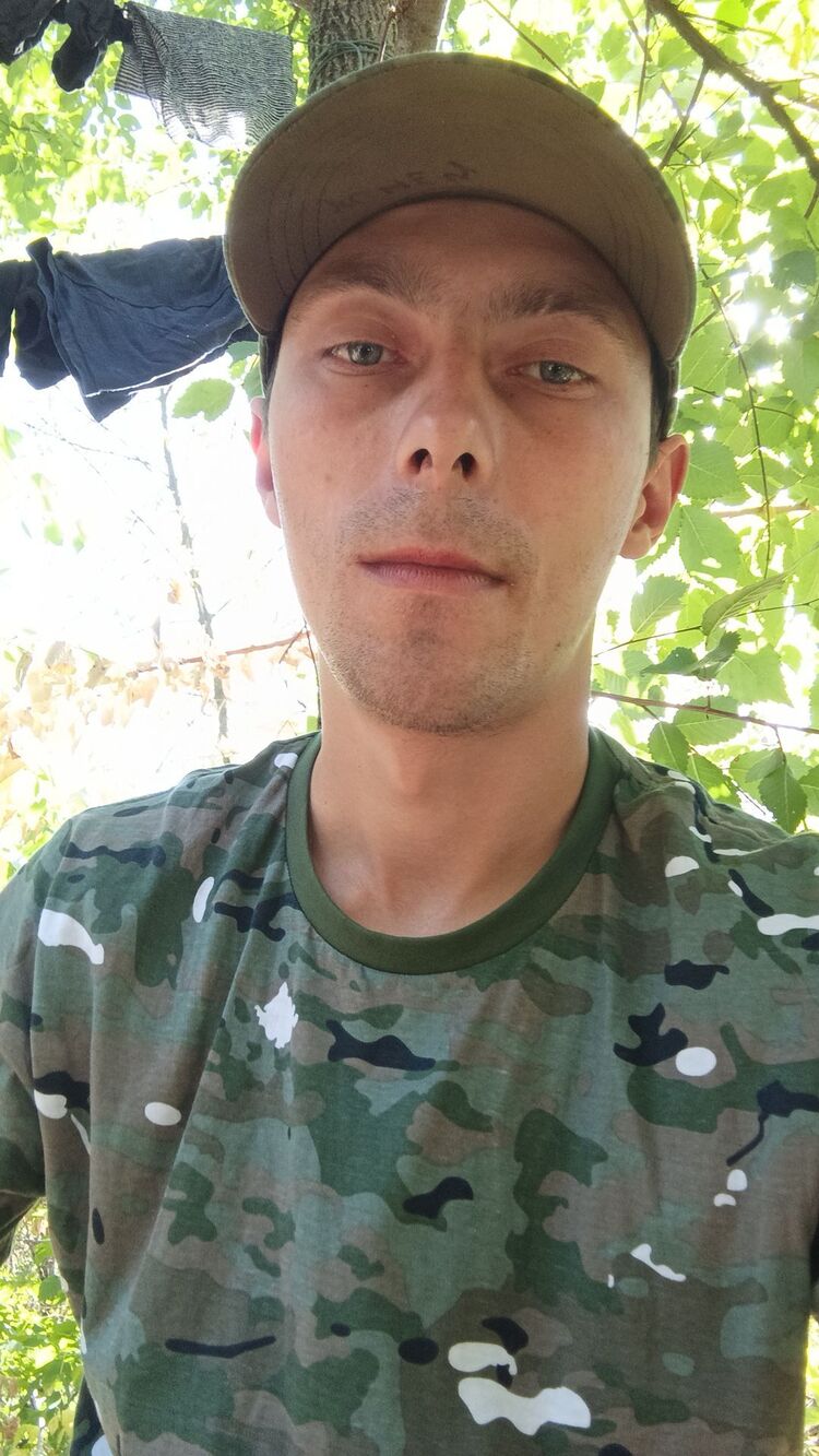  53373211  , 28 ,    