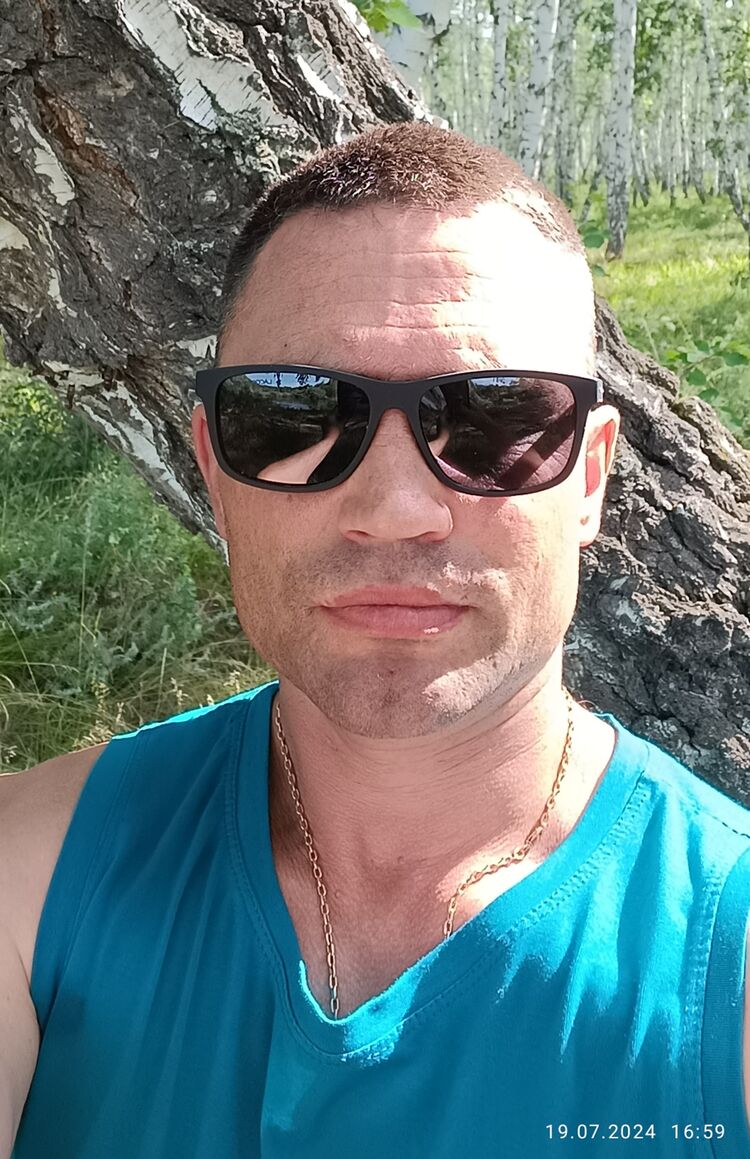  46168471  , 44 ,    -