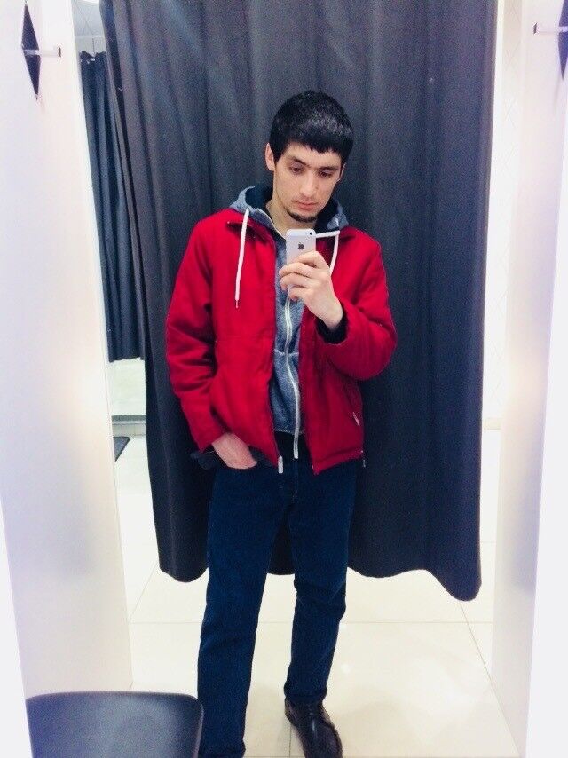  ,   Ali, 32 ,   ,   , c 