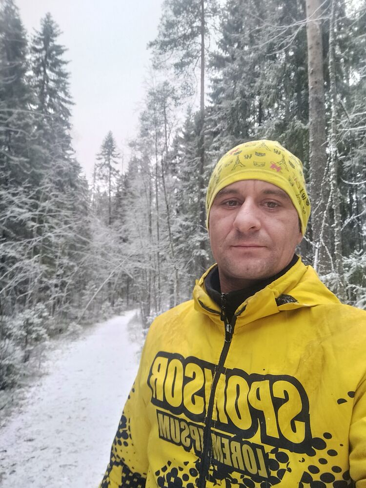  ,   Alex, 38 ,   ,   