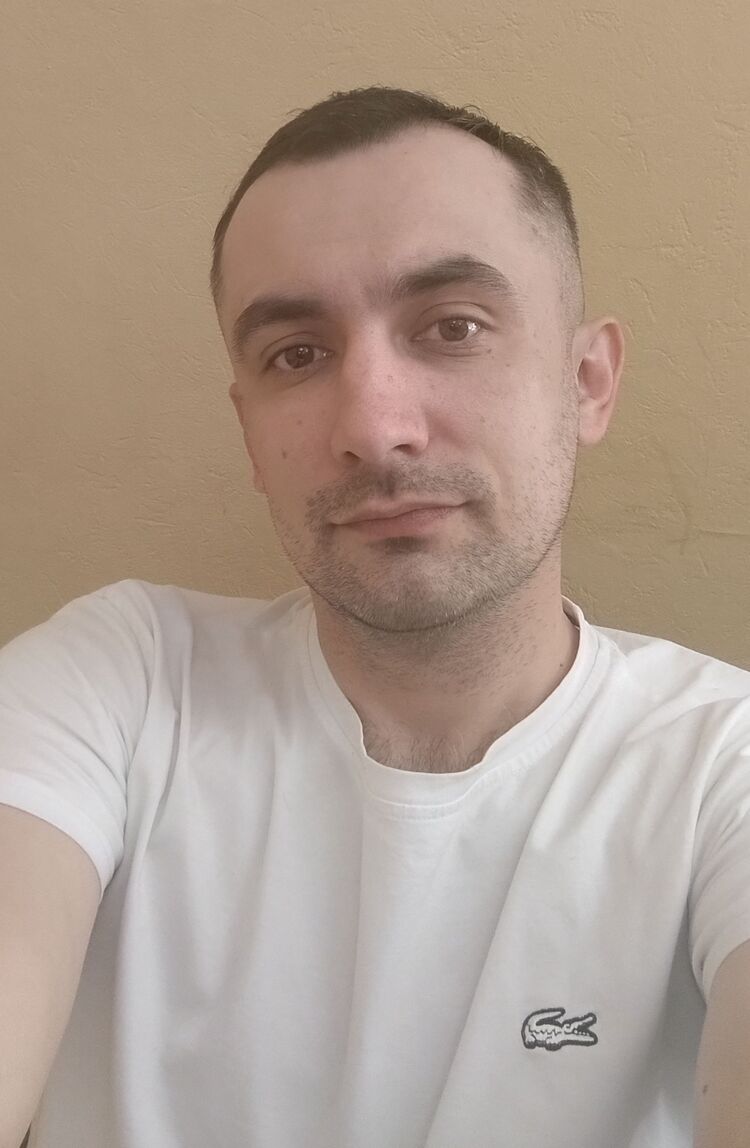  53653001  Stanislav, 36 ,    