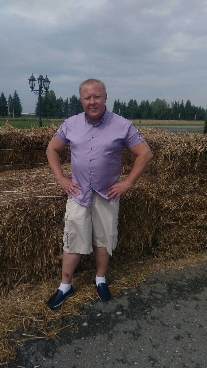  13028171  Vitaliy, 47 ,    