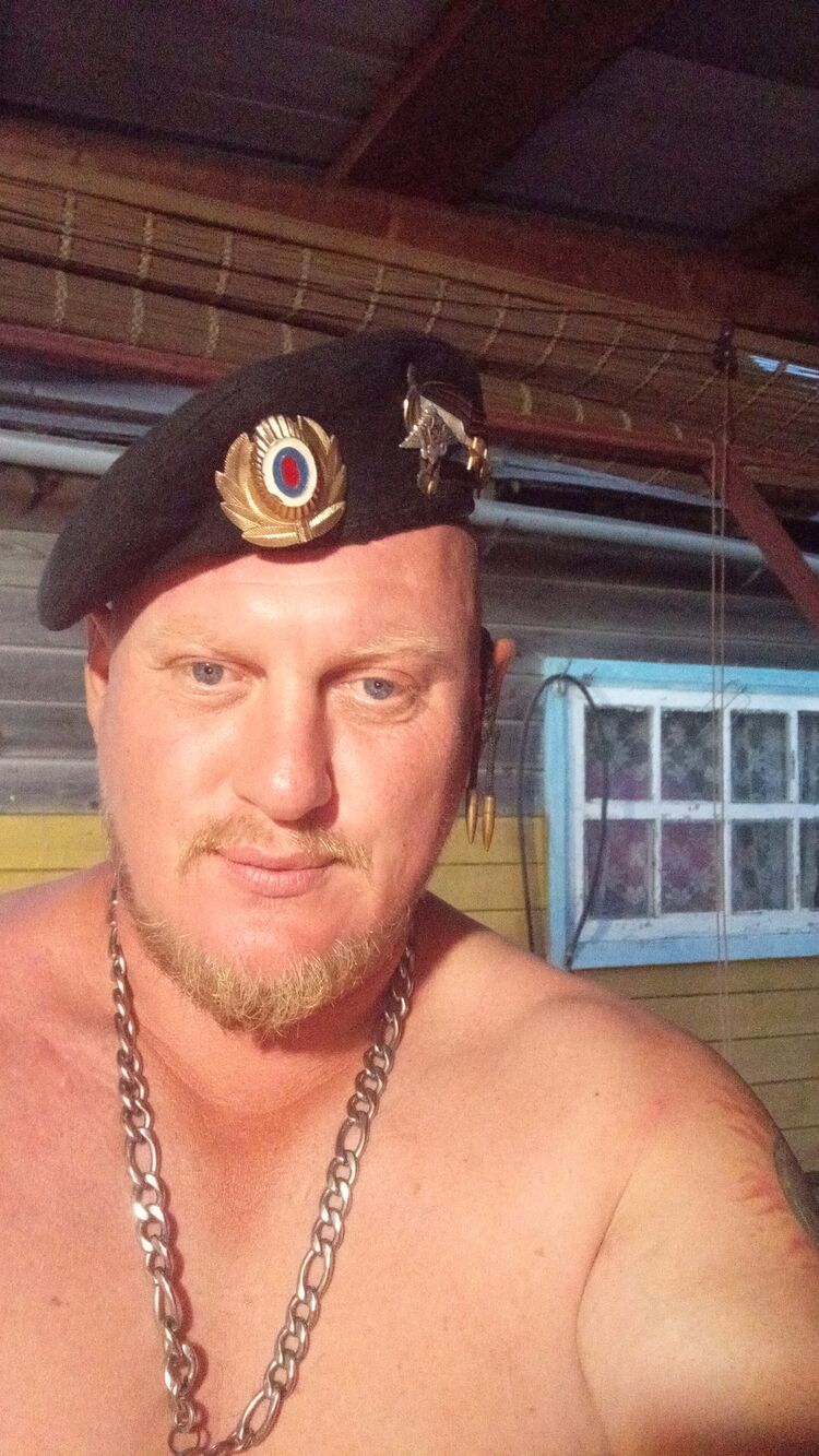  ,   Boris, 44 ,   ,   