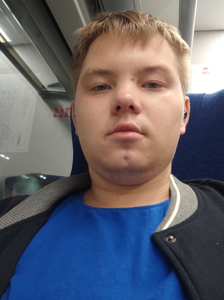  39618021  , 22 ,    