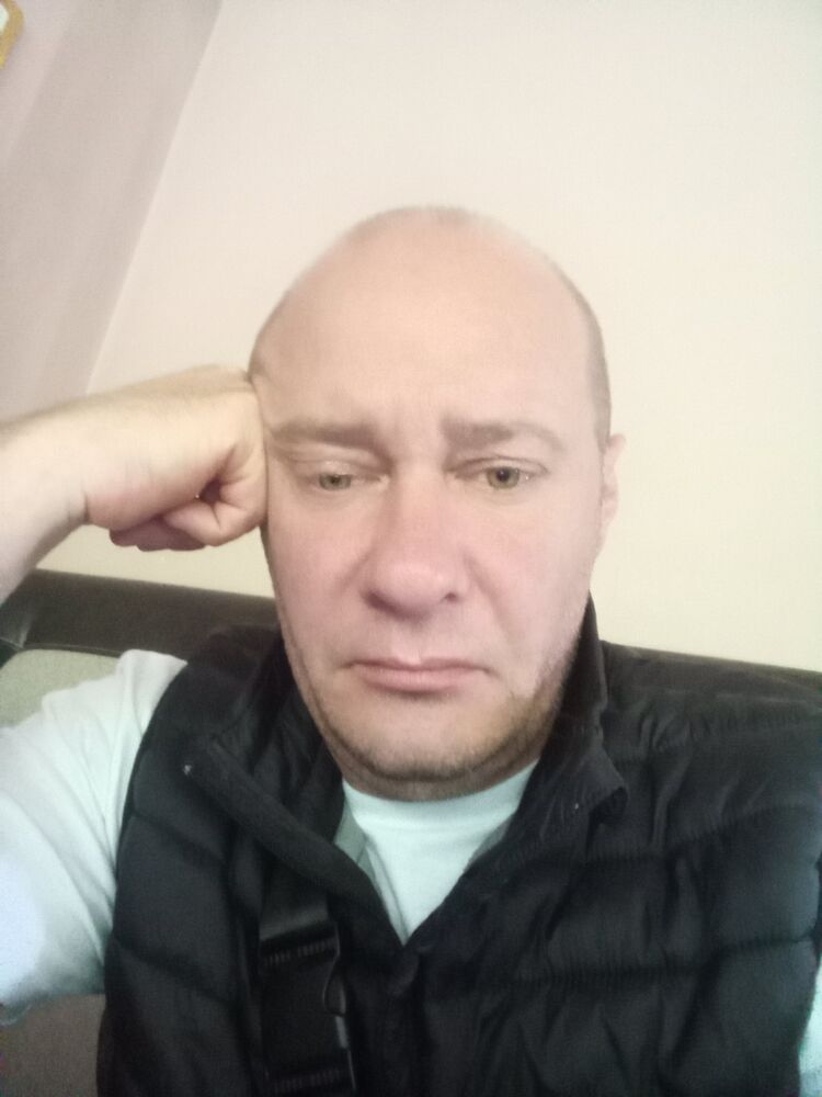 51644061  , 44 ,    