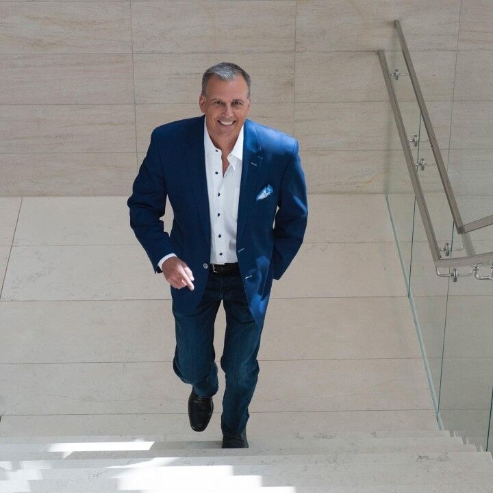  44032561  John alex, 59 ,    