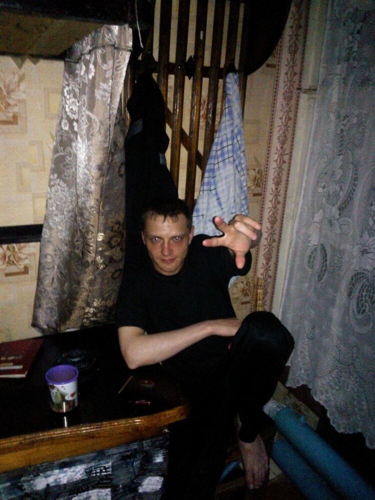  ,   AnatoliY, 36 ,   ,   , c 