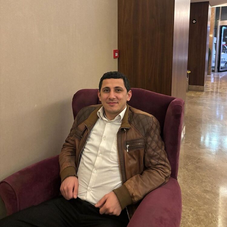  45442281  Mehmet Emin, 29 ,    